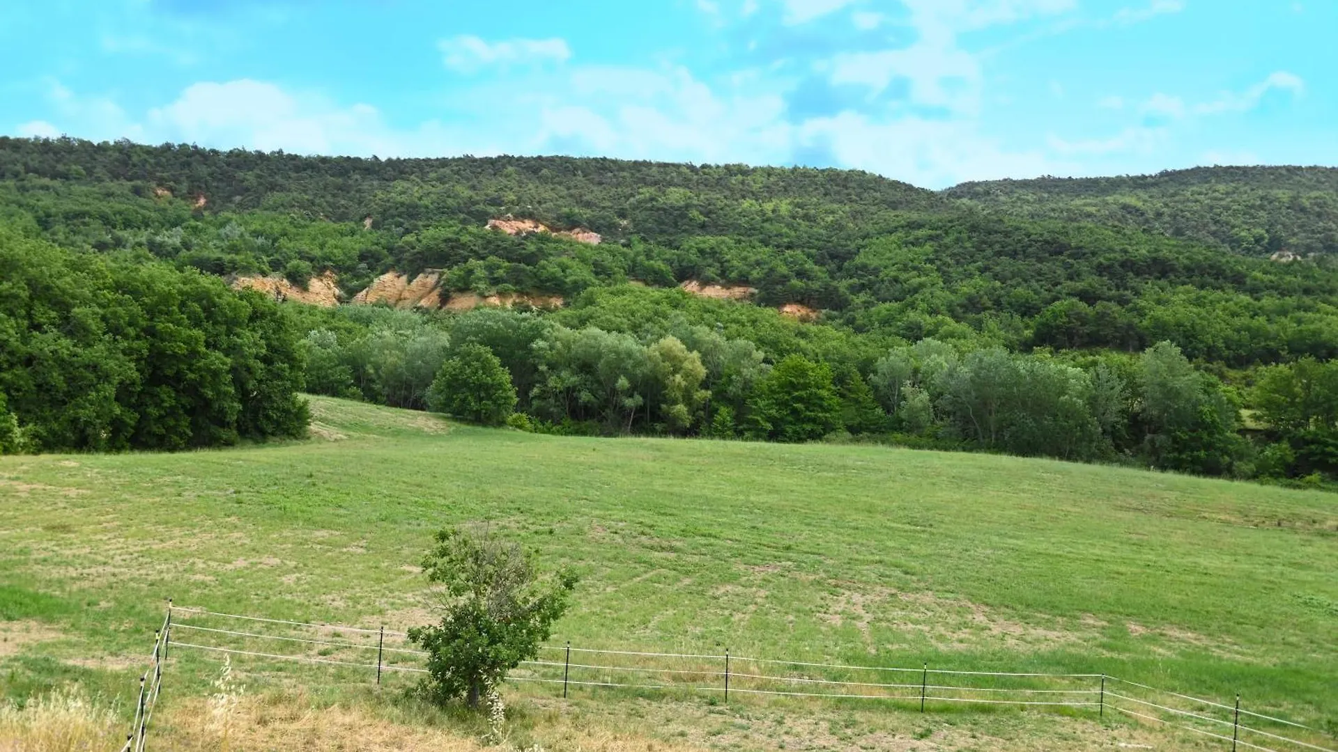 בית נופש Viens Propriete Au Calme En Pleine Nature Avec Jacuzzi